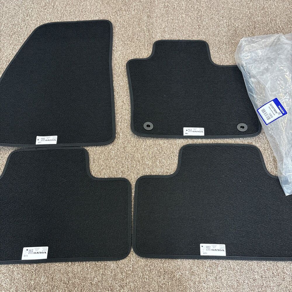 New OEM 2018 - 2026 VOLVO XC40 Black 4 Pcs. Carpet Floor Mats Set 32357809